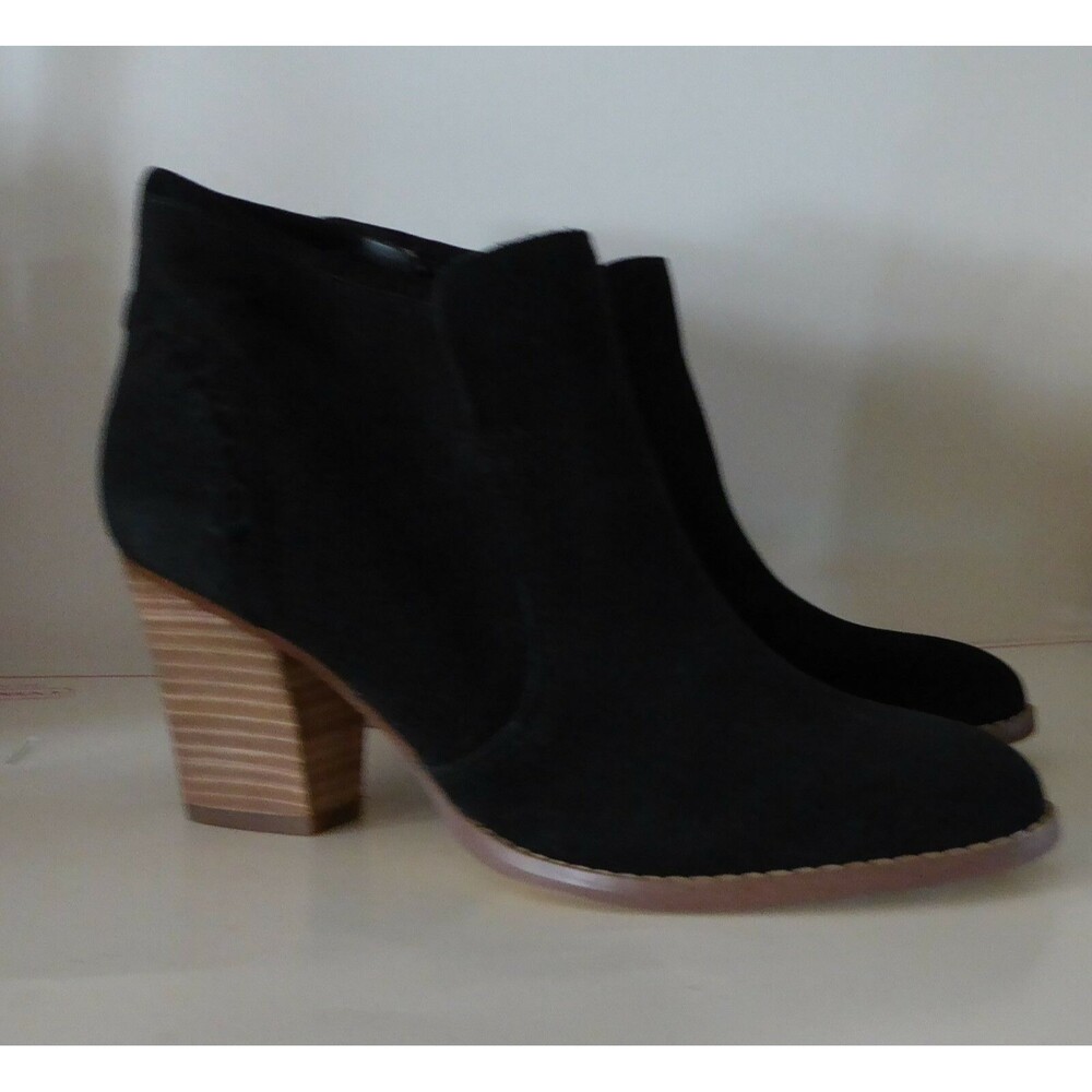 NEW Marc Fisher Womens Ankle Boots Booties Suede Black Heels Sz 8.5 $129